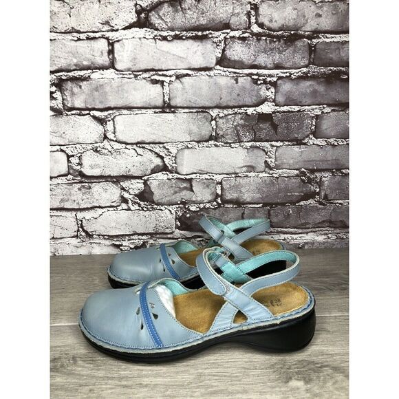 Naot Sky Blue Leather Mary Jane Strap Clogs Comfort Shoes Women Sz 38EU/7.5M US - Picture 7 of 16